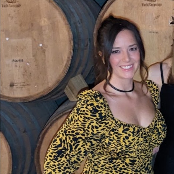 Hi I’m Caroline - Picture 4 of 5